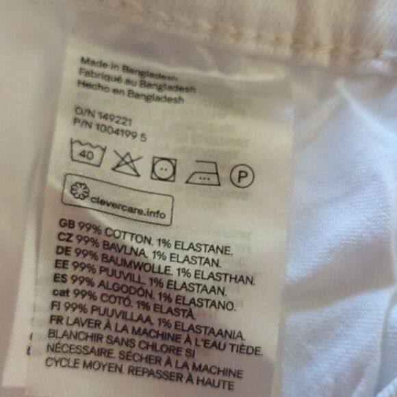 New H&M skinny fit crop stretch Women's 28 waist winter white distressed jeans - Picture 10 of 10